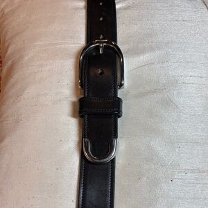 Tory stirrup buckle, leather belt